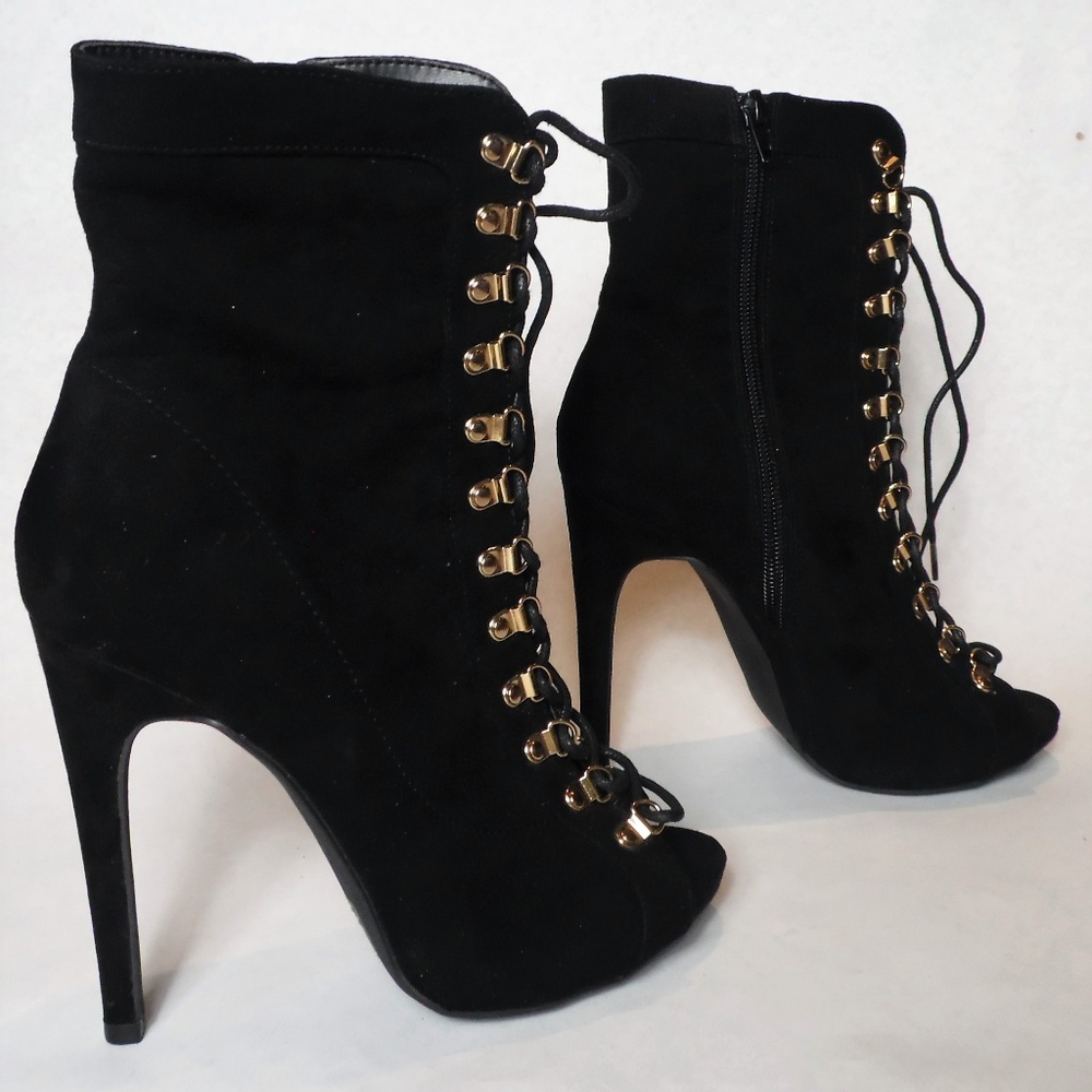 Wild Diva High Heels - Picture 2 of 4